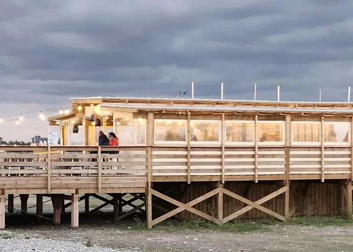 La Baigneuse Maison Avec Jardinet Et Parking Privé, à 200 M Hébergement de vacances *