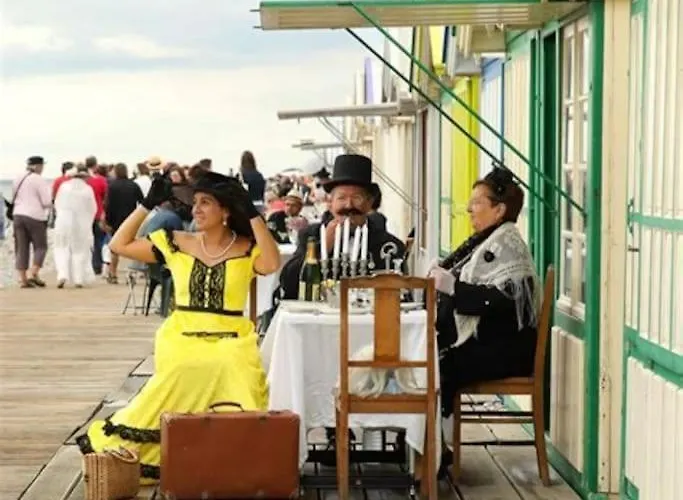 La Baigneuse Maison Avec Jardinet Et Parking Privé, à 200 M Hébergement de vacances Cayeux-sur-Mer