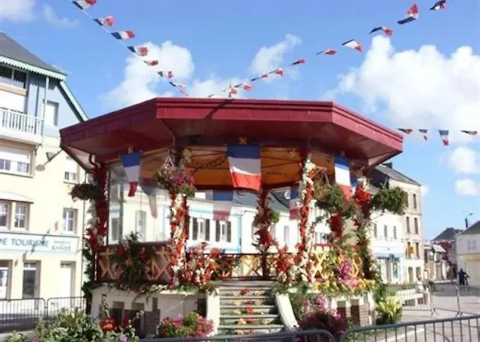 La Baigneuse Maison Avec Jardinet Et Parking Privé, à 200 M Hébergement de vacances Cayeux-sur-Mer