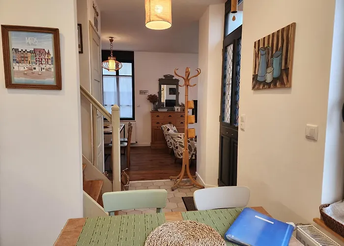 Hébergement de vacances La Baigneuse Maison Avec Jardinet Et Parking Privé, à 200 M Cayeux-sur-Mer